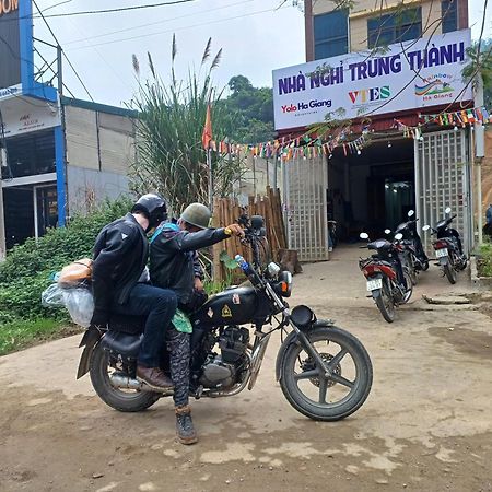 Yolo Ha Giang Adventures, Motorbike And Loop Tours Hotel Exterior foto